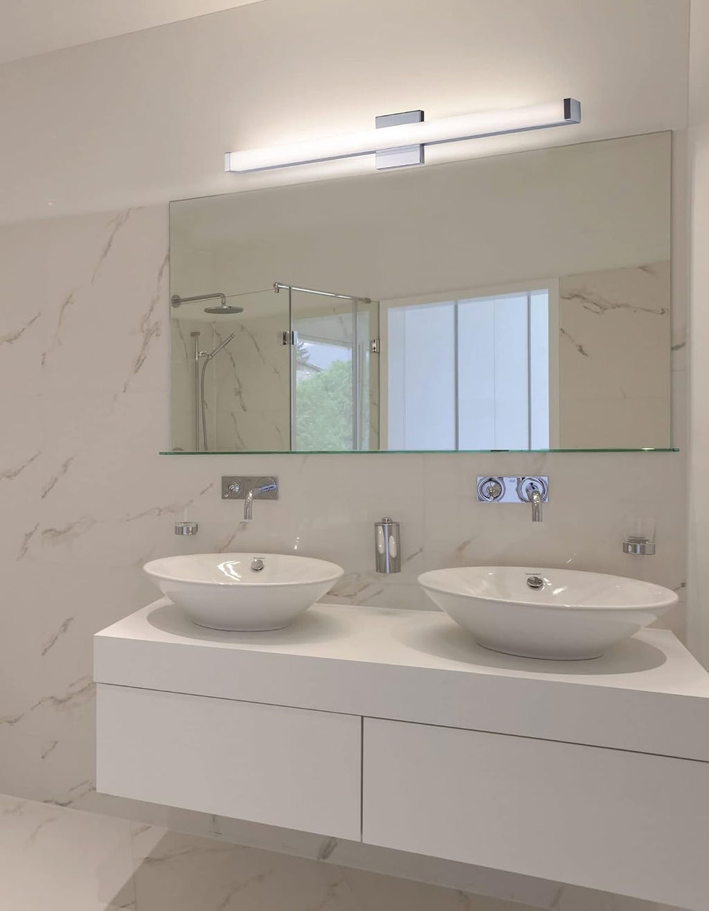 Maxim Lighting Spec Bath Vanity Light | Polished Chrome Aluminum Finish | Contemporary Indoor Light Fixture | Ideal for Bathrooms & Powder Rooms | Dimmable | Home Decor Light Fixture | 52006PC