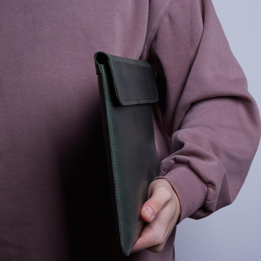 Green Leather Laptop Sleeve 13' Made for MacBook Air 13 inch Case Leather Sleeves - Carrying Protective Cases Compatible with MacBook 13' Air/Pro M1 M2 M3 M4 MAX PRO A2338 А3113 A3240 A2337, Green