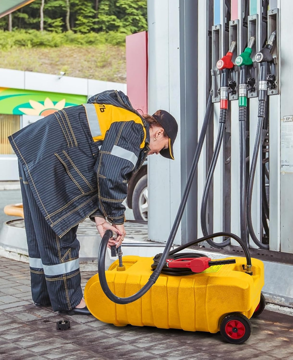 15 Gallon Gas Can, Portable Fuel Tank With Pump, Fuel Transfer Tank, Portable Gasoline Tank On Wheels With Le Fluid Transfer Siphon Pump and 10-Inch Hose for Cars, Boats, Lawnmowers, ATVs
