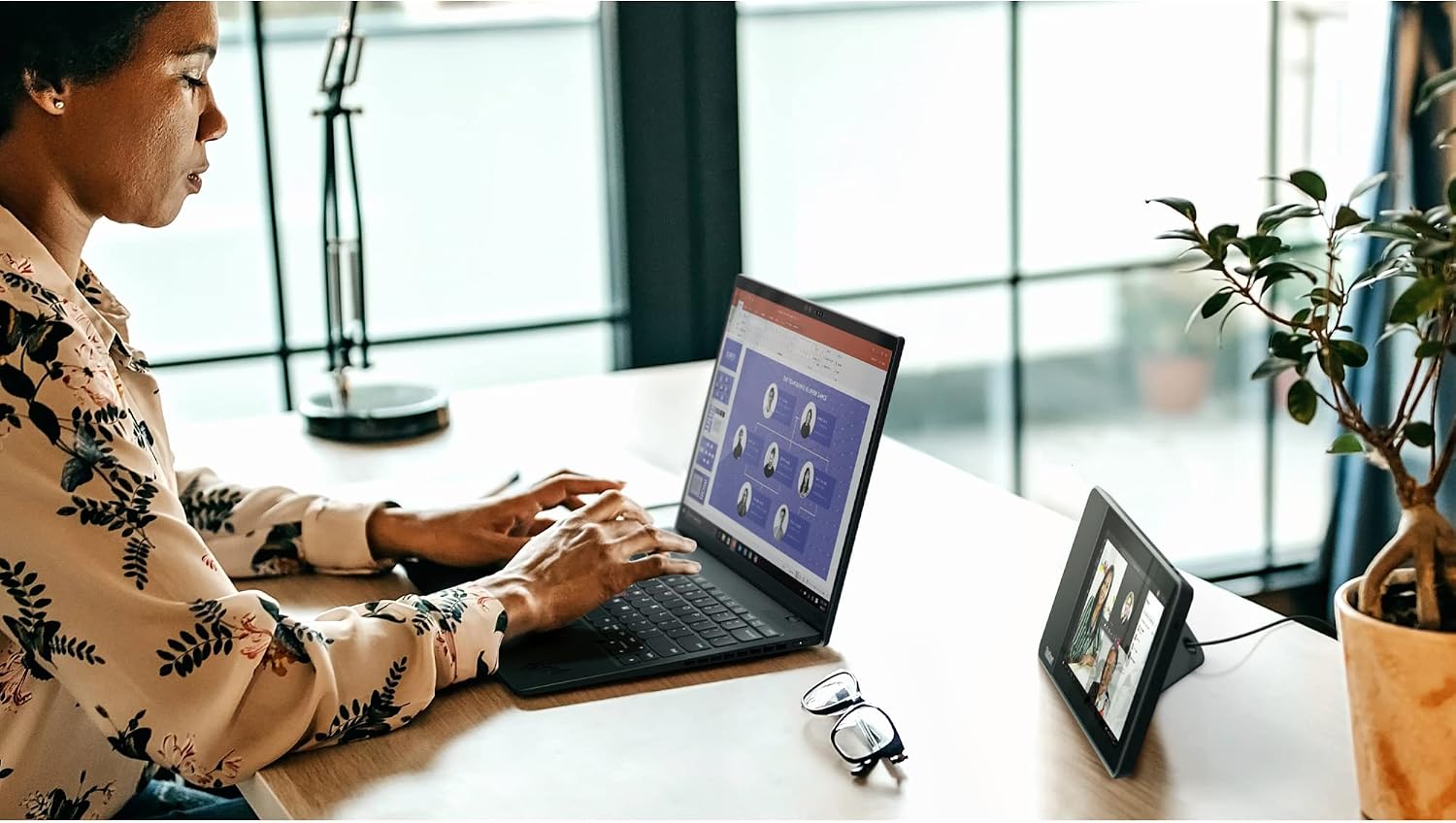 Lenovo ThinkPad X1 Nano Gen1 20UN00AKUS 13' Notebook - 2K - 2160 x 1350 - Intel Core i7 11th Gen i7-1160G7 Quad-core (4 Core) 2.10 GHz - 16 GB RAM - 256 GB SSD - Black Paint