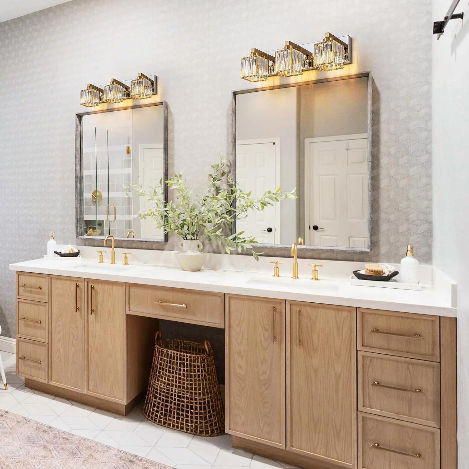 Gold Chrome Crystal Bathroom Light 3-Light Modern Bathroom Vanity Light Fixtures Over Mirror Wall Sconce