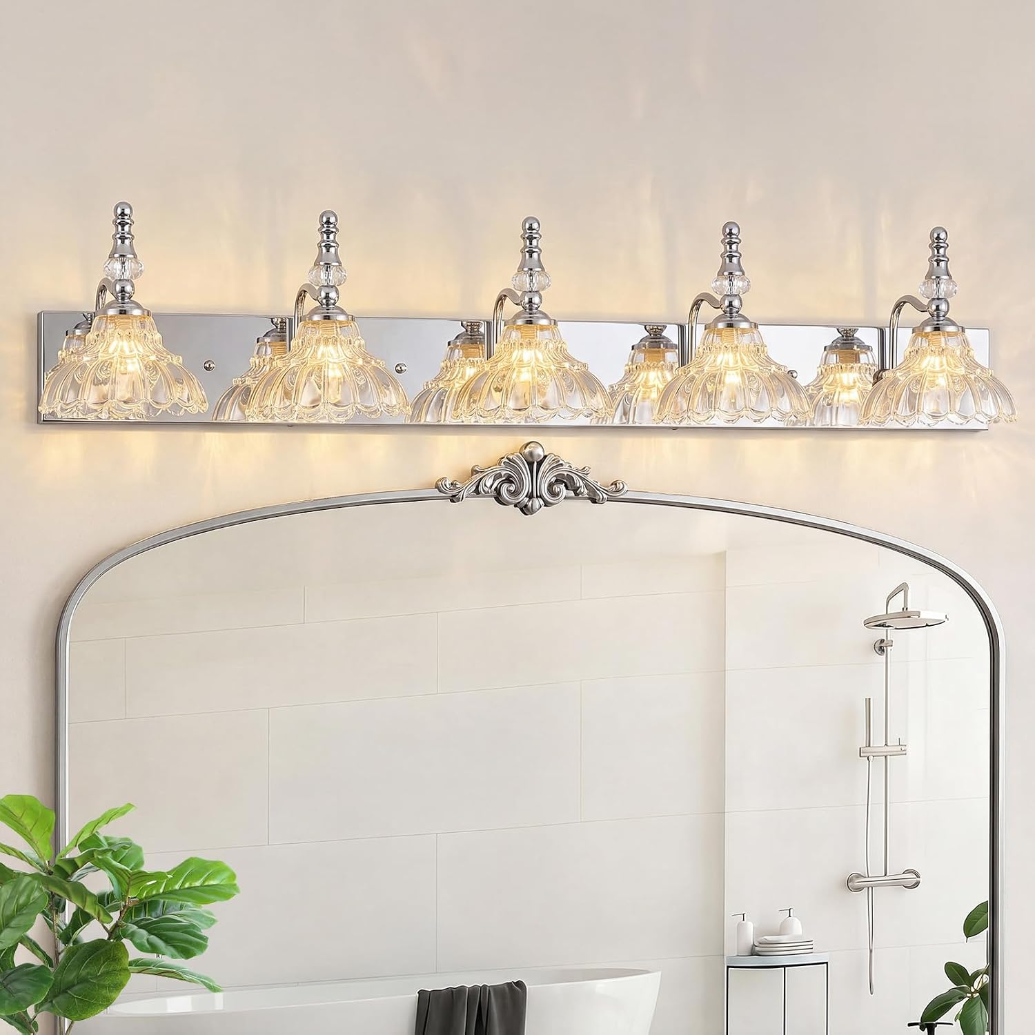 Vintage Bathroom Vanity Light, 5-Light Chrome Vanity Lighting Fixture with Flower Glass Shade, Bathroom Lighting Fixtures Over Mirror