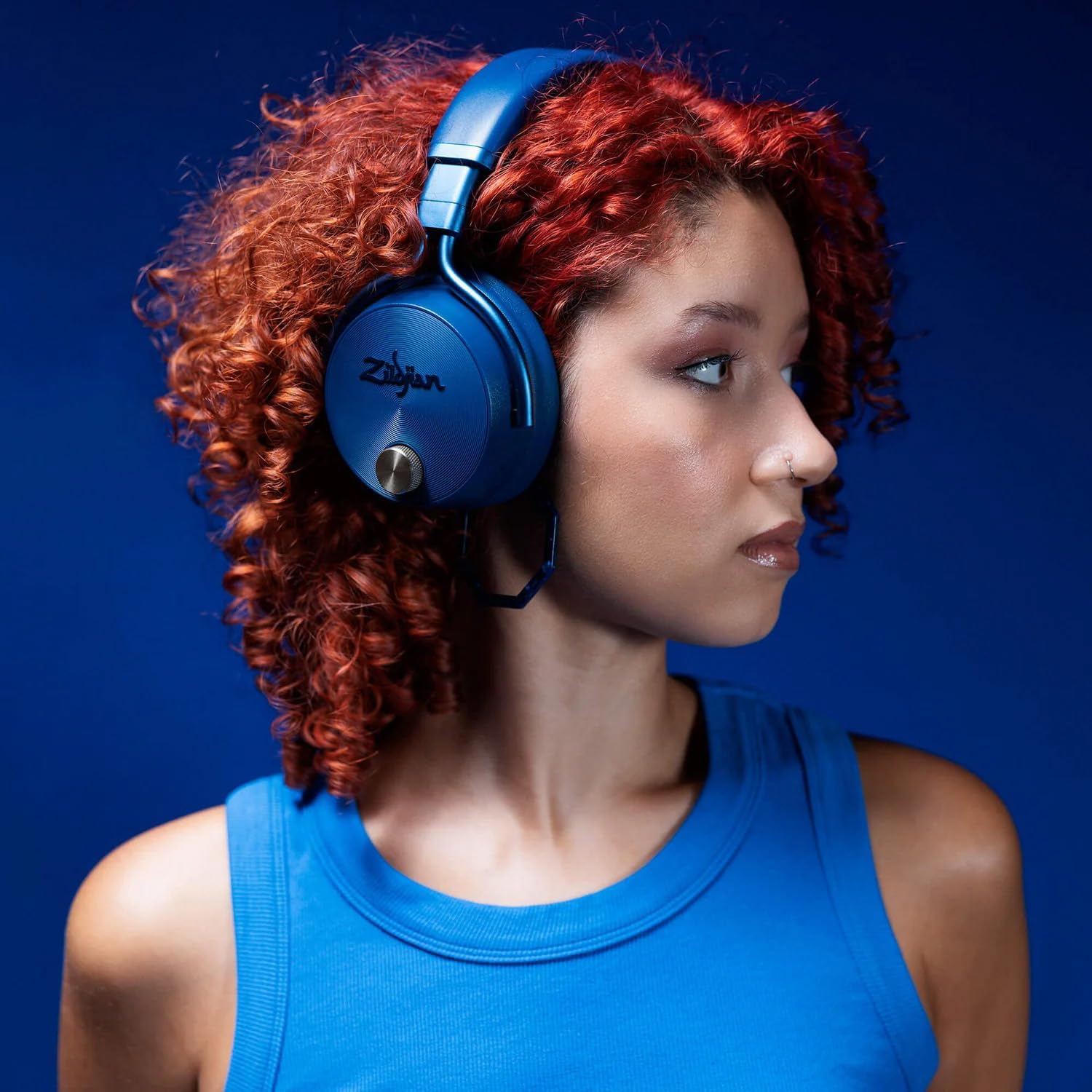 Zildjian ALCHEM-E Perfect Tune Headphones - Midnight Bundle with Case, Stand, and Austin Bazaar Polishing Cloth