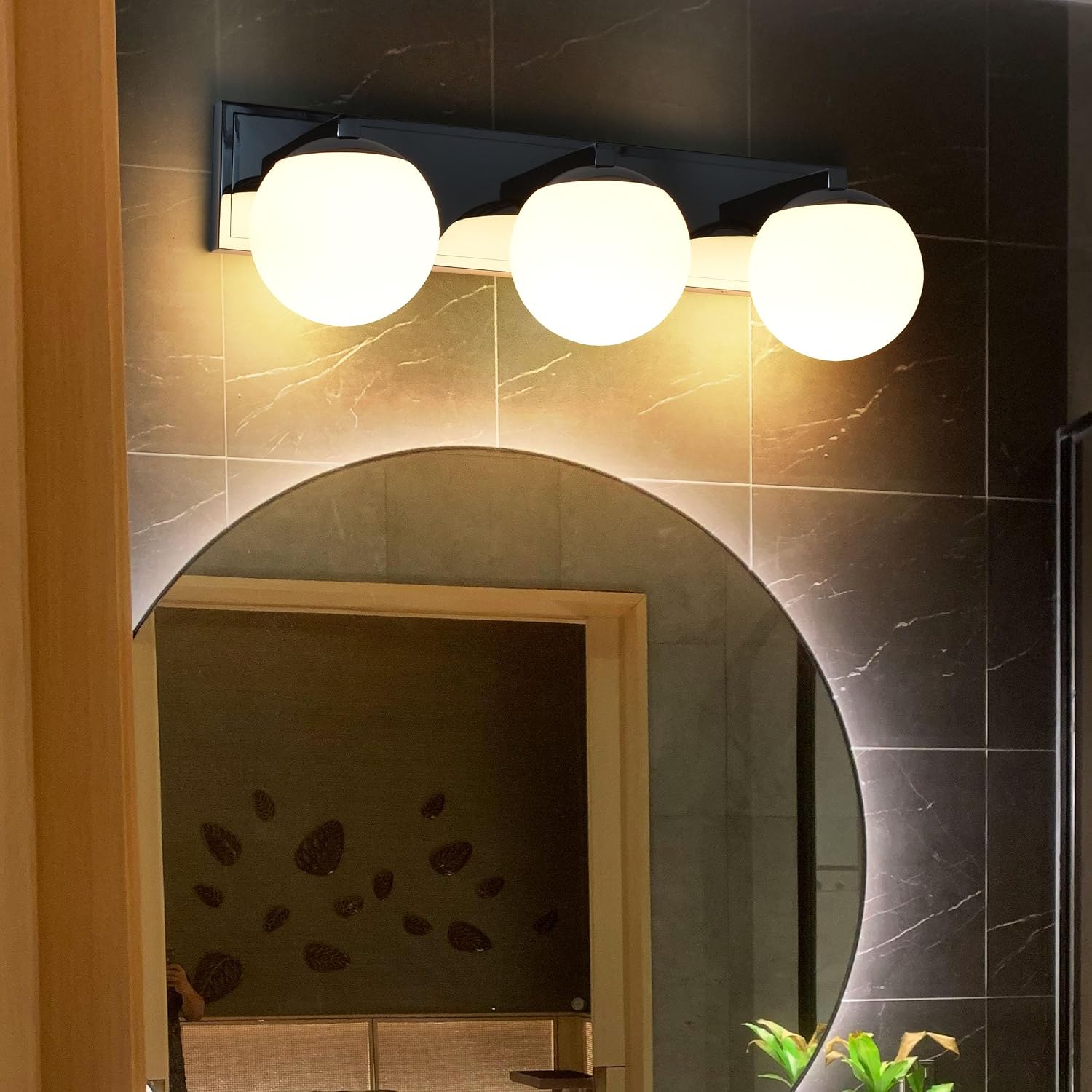 Chrome Bathroom Vanity Light Fixtures, 3-Light Globe Bathroom Vanity Light Fixtures Over Mirror, Modern Wall Lights for Living Room, Long Backplate, Standard E26 Base, Chrome